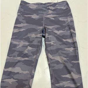 Athleta Girl purple camo capri leggings